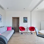Apartment With Parking Space - 18592