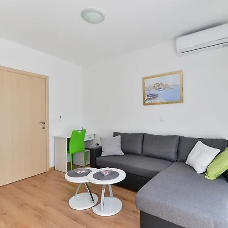 Apartment With A Parking Space - 18592