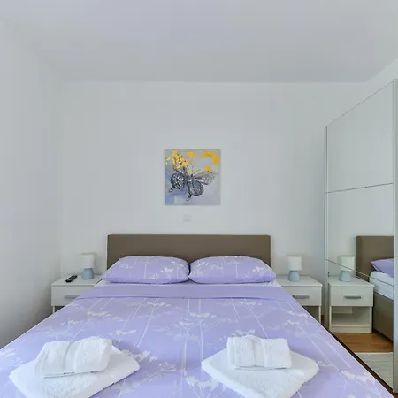 Apartment With A Parking Space - 18592