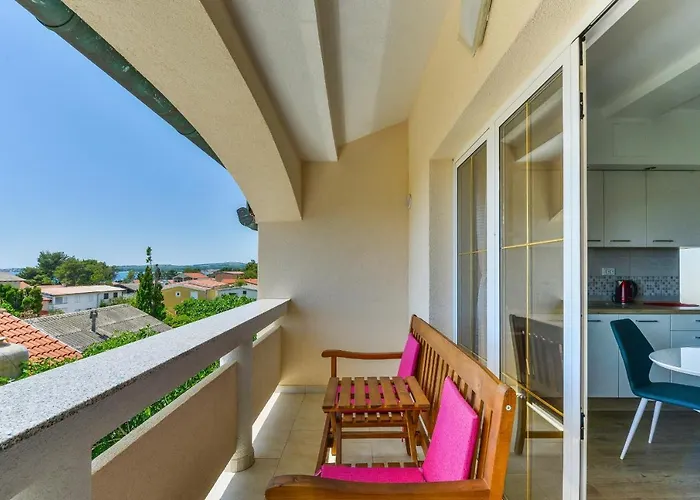 Apartman With Parking Space - 18592